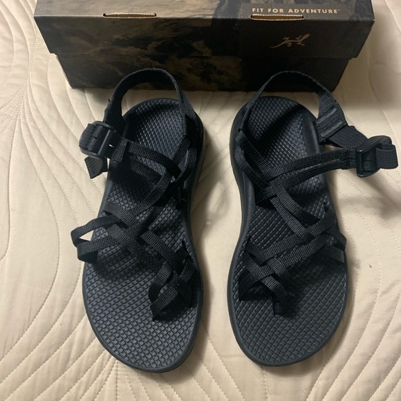 Chaco Shoes - Chacos Size 7 Chaco Shoes - Chacos Size 7